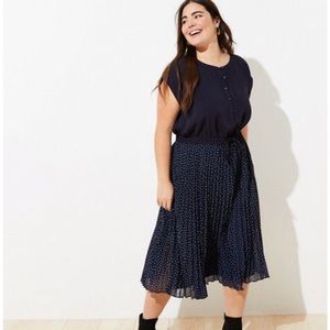 Loft Plus Pleated Henley Dress in Forever Navy
